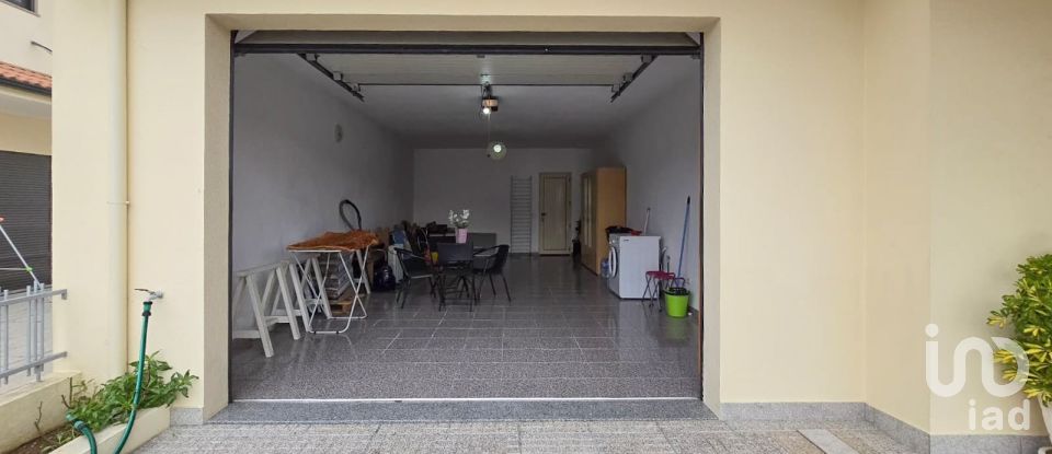 Maison T5 à Freixo de Cima e de Baixo de 249 m²