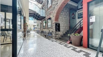 Loja / Estabelecimento Comercial em Funchal (Sé) de 34 m²