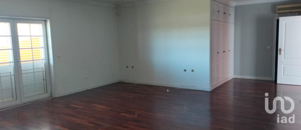 Casa / Villa T6 em Folgosa de 786 m²