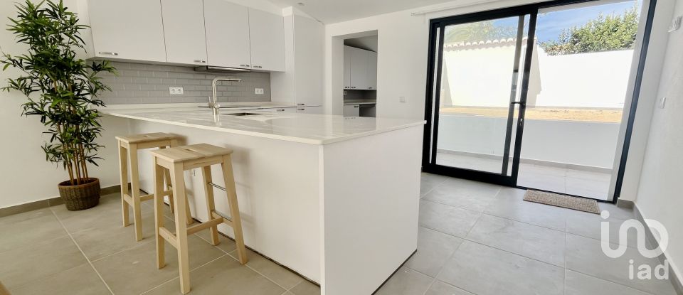 Casa / Villa T3 em Luz de 90 m²