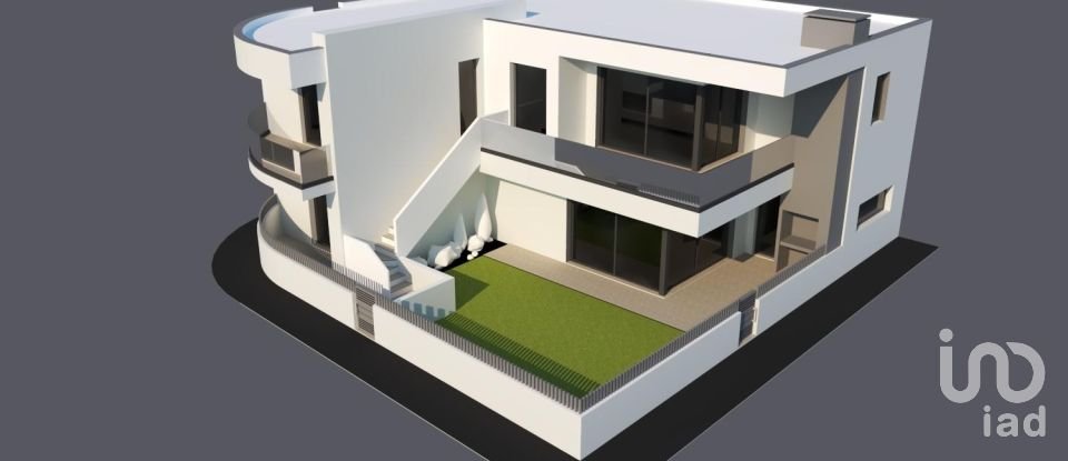 Terreno em Ferrel de 195 m²