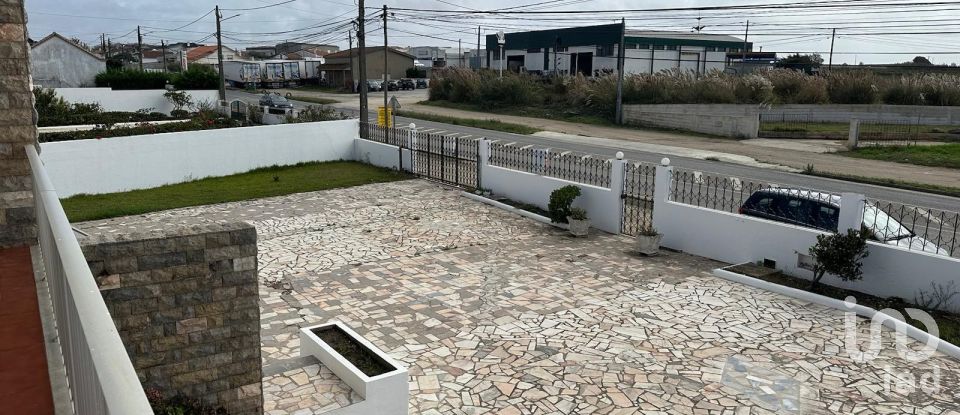 Casa / Villa T11 em Atouguia da Baleia de 533 m²