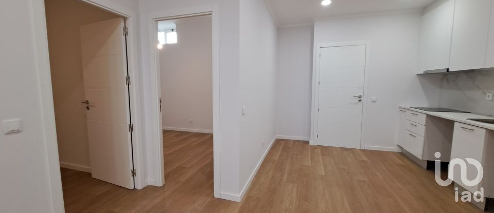 Apartment T2 in Ramada e Caneças of 107 m²