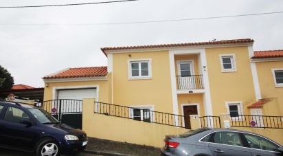 Casa / Villa T3 em Atouguia da Baleia de 148 m²