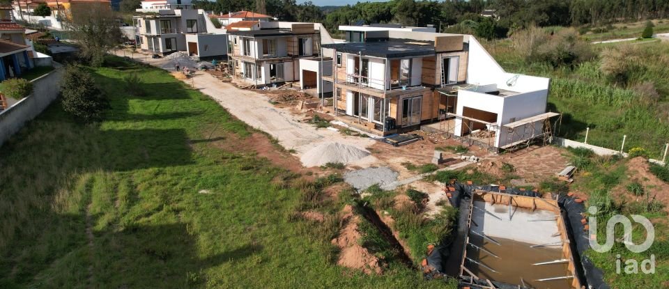 Lodge T4 in Tornada e Salir do Porto of 192 m²