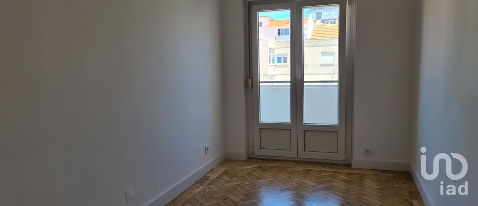 Apartment T2 in Campo de Ourique of 61 m²