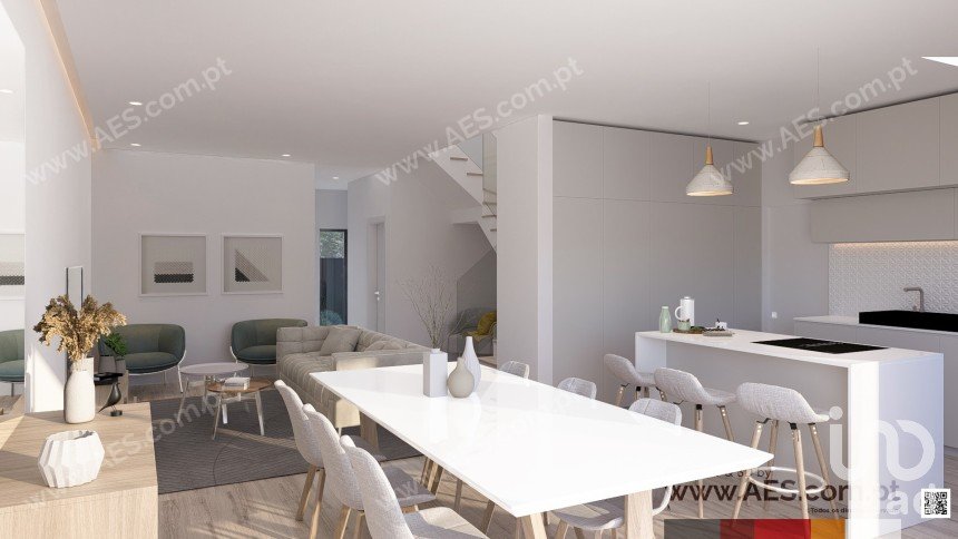 Maison T4 à Fernão Ferro de 222 m²