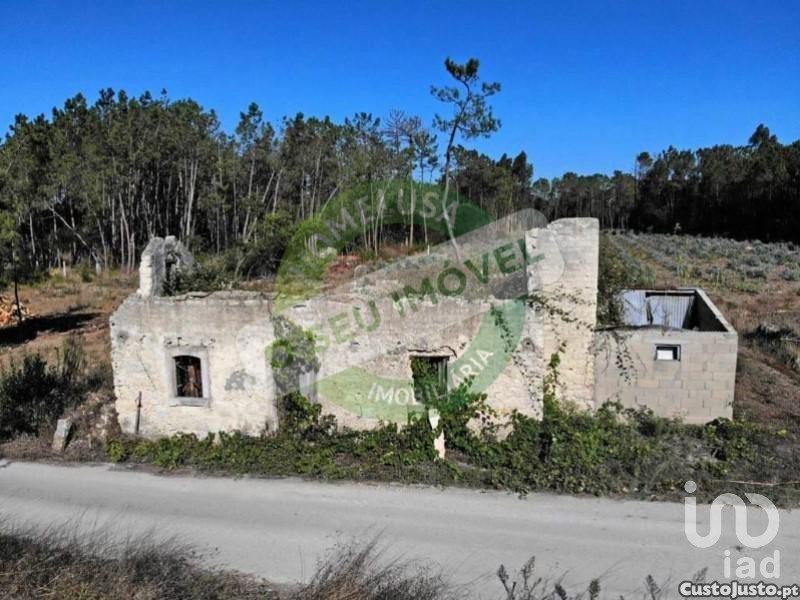 Casa de aldeia T0 em Cadima de 60 m²