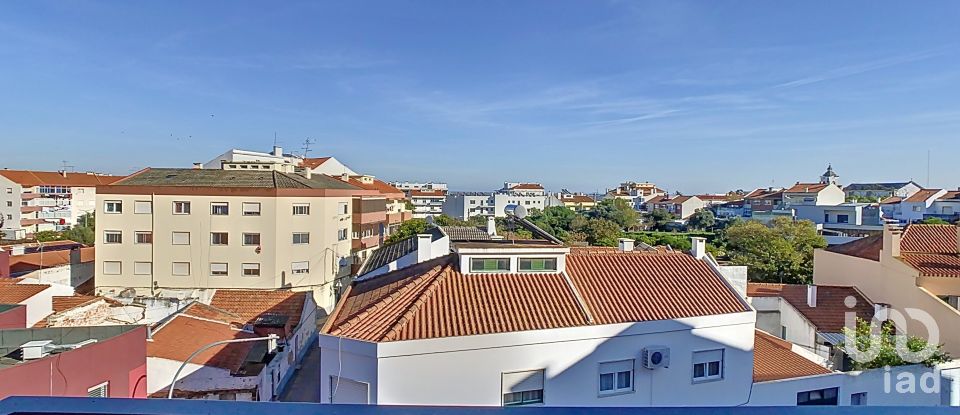 Apartment T3 in Castanheira do Ribatejo e Cachoeiras of 74 m²