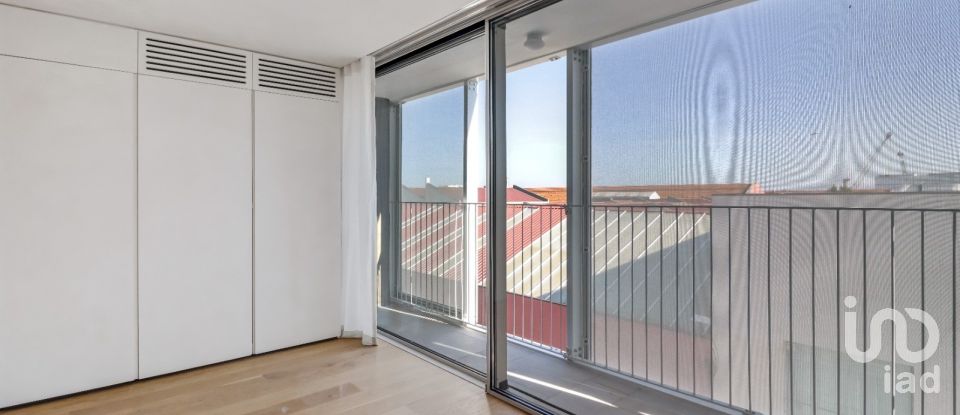 Apartment T4 in Marvila of 210 m²