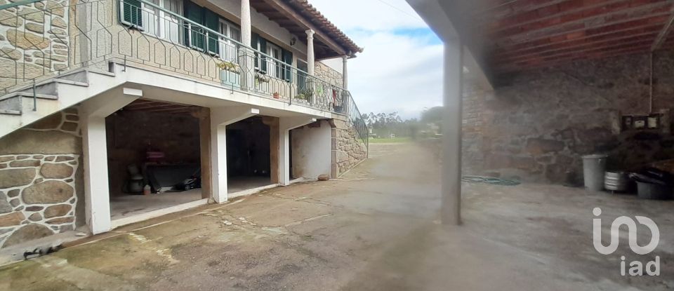 Maison T3 à Alheira E Igreja Nova de 386 m²