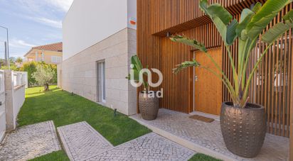 Traditional house T5 in Charneca De Caparica E Sobreda of 313 m²