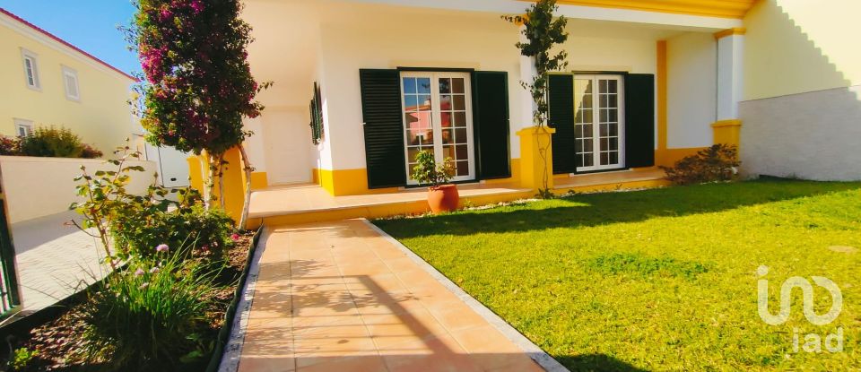 House T4 in Santa Maria, São Pedro e Sobral da Lagoa of 206 m²