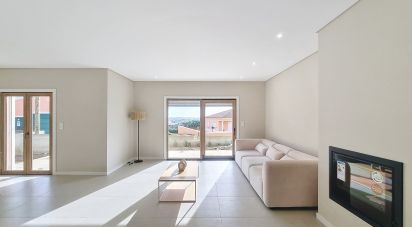 Maison T3 à A dos Cunhados e Maceira de 218 m²