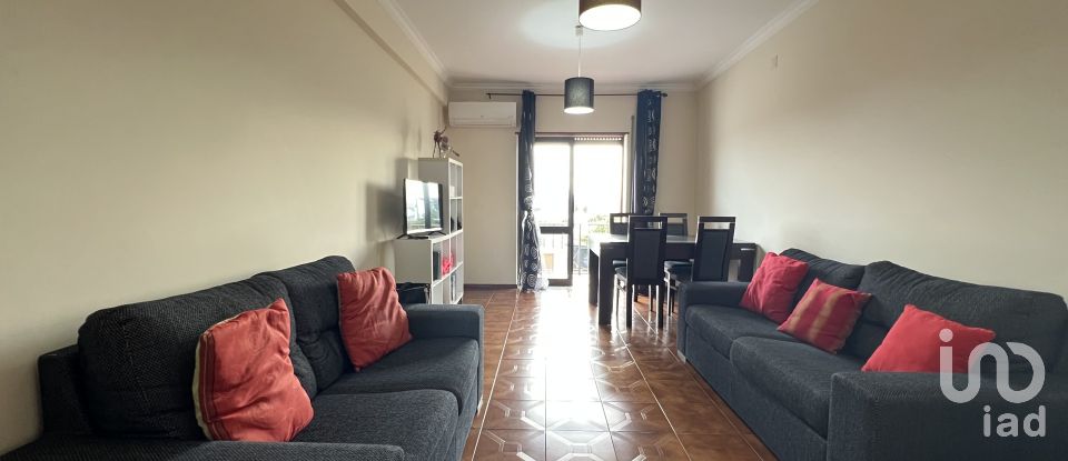 Appartement T2 à Vieira de Leiria de 64 m²