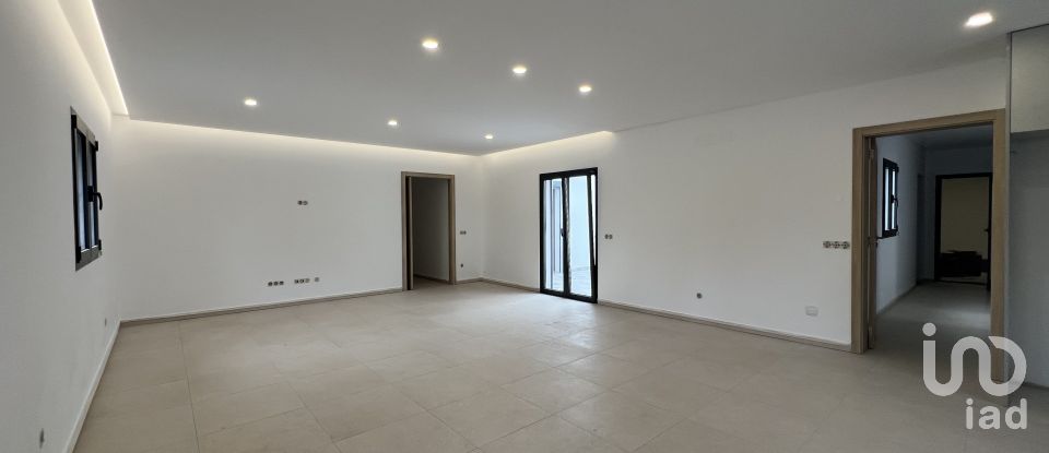 Casa T3 em Monte Redondo e Carreira de 200 m²