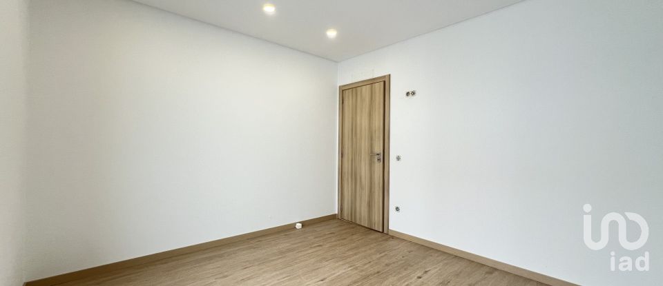 Casa T3 em Monte Redondo e Carreira de 200 m²