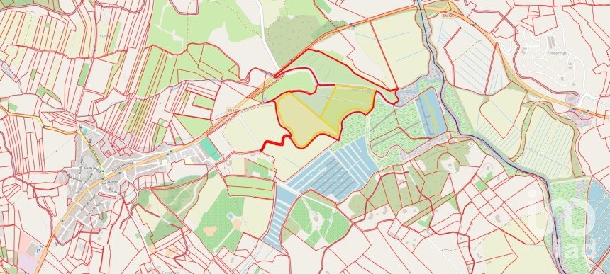 Terreno em Odiáxere de 111 308 m²