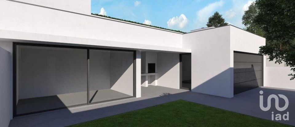 Casa / Villa T3 em Santa Maria da Feira, Travanca, Sanfins e Espargo de 192 m²