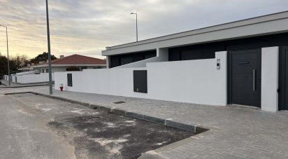 Casa / Villa T3 em Santa Maria da Feira, Travanca, Sanfins e Espargo de 192 m²