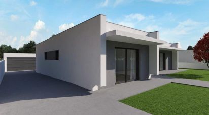 Casa / Villa T3 em Santa Maria da Feira, Travanca, Sanfins e Espargo de 237 m²