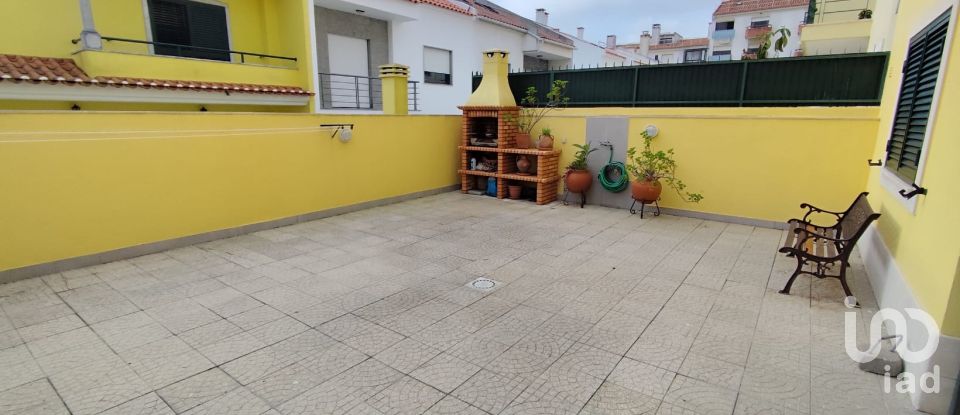 Casa / Villa T4 em Mina de Água de 240 m²