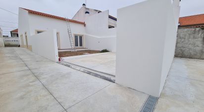 Casa de aldeia T3 em Atouguia da Baleia de 153 m²