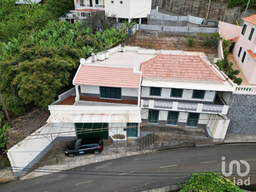 Maison T3 à Ponta do Sol de 124 m²