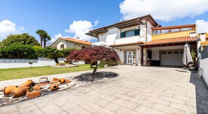 House T5 in Balugães of 350 m²