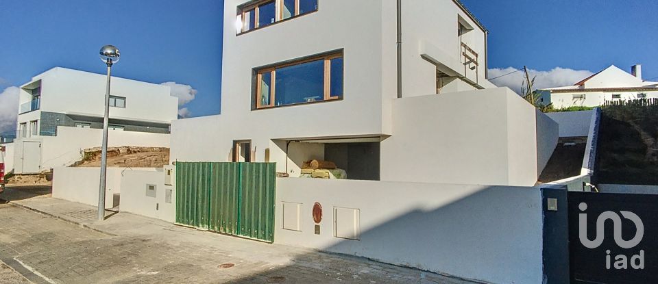 Maison T3 à A dos Cunhados e Maceira de 210 m²