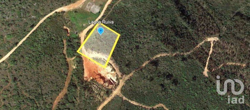 Terreno em Areias e Pias de 3 240 m²