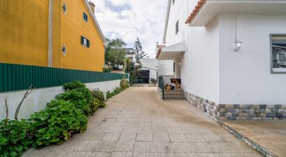 Casa / Villa T5 em Rio de Mouro de 392 m²