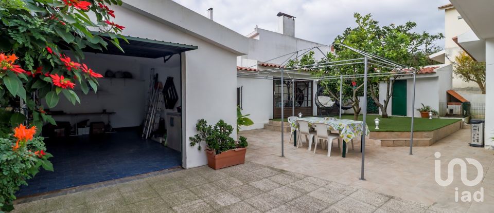 Casa / Villa T5 em Rio de Mouro de 392 m²