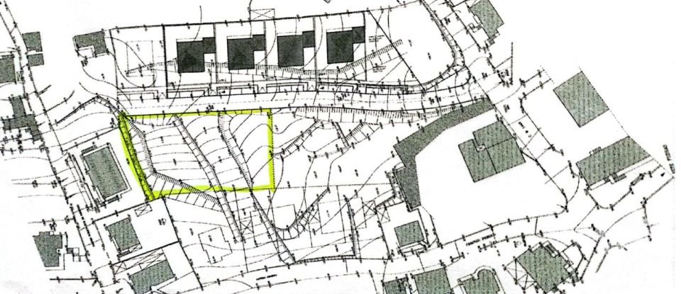 Terreno em Galegos de 1 577 m²