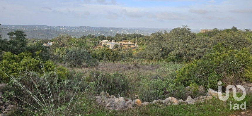 Terreno em Santa Bárbara de Nexe de 1 480 m²