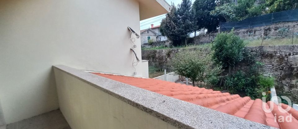 Maison T3 à Viatodos, Grimancelos, Minhotães E Monte De Fralães de 160 m²