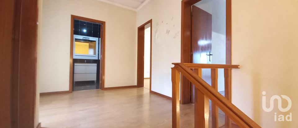 Maison T3 à Viatodos, Grimancelos, Minhotães E Monte De Fralães de 160 m²