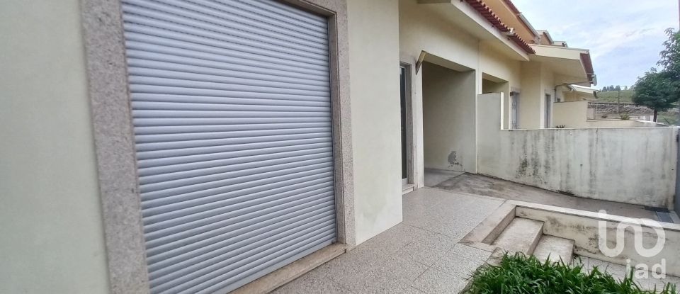 Maison T3 à Viatodos, Grimancelos, Minhotães E Monte De Fralães de 160 m²