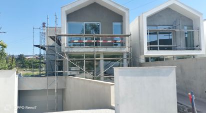 Maison T3 à Guilhufe e Urrô de 309 m²