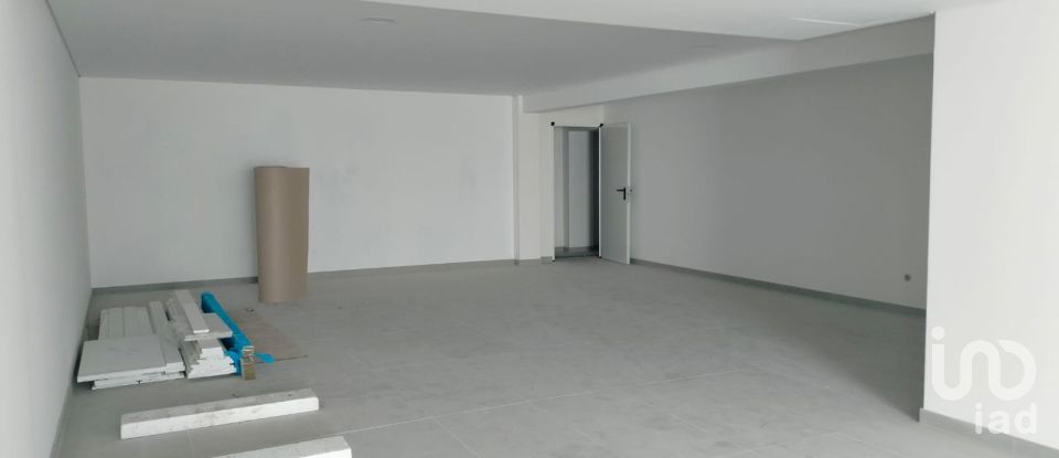 Casa / Villa T3 em Guilhufe e Urrô de 402 m²