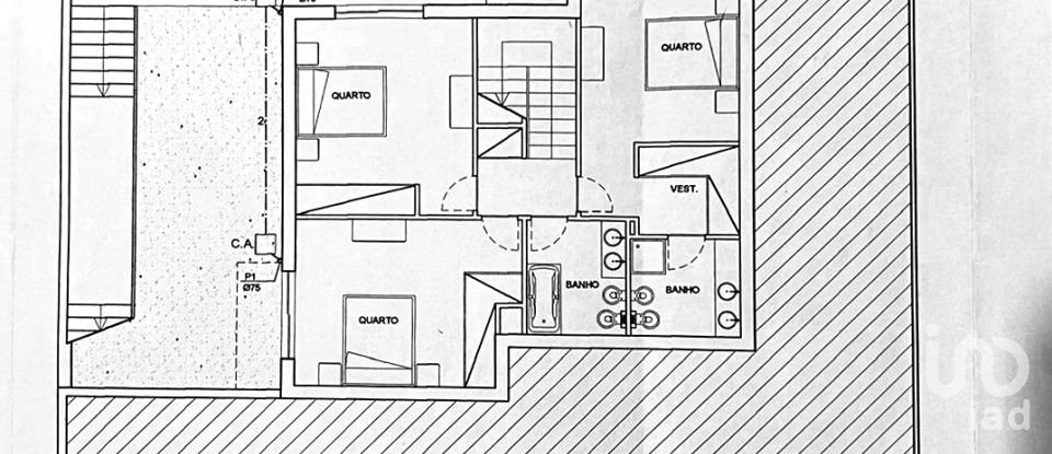 Maison T5 à Branca de 180 m²