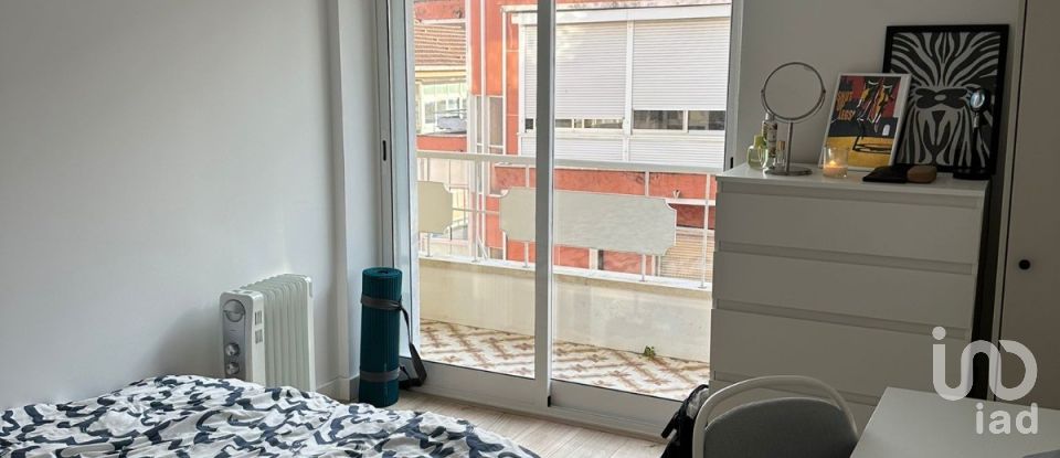 Apartamento T3 em Mina de Água de 88 m²