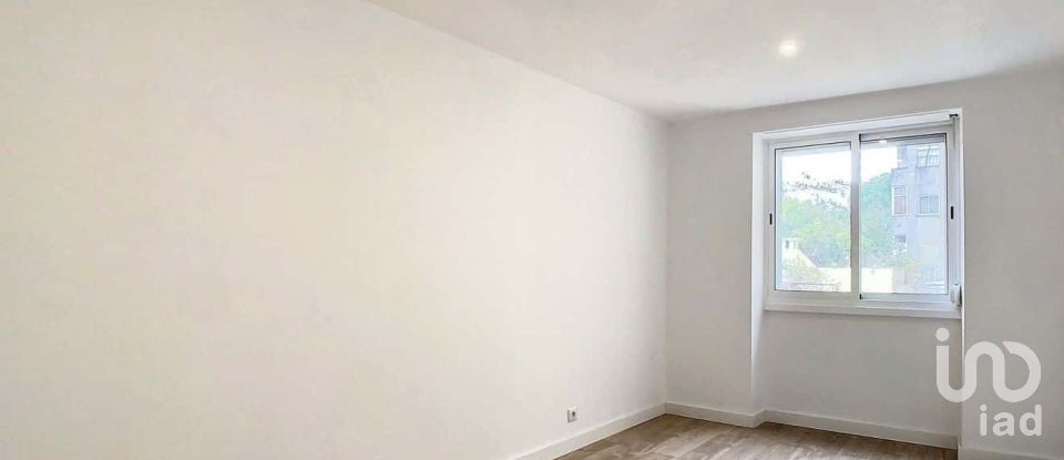 Apartamento T3 em Mina de Água de 88 m²