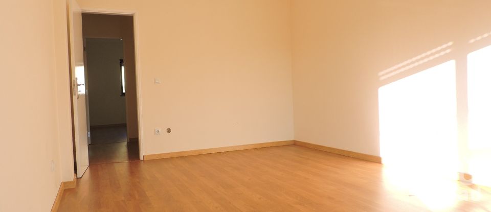 Appartement T2 à Pegões de 94 m²