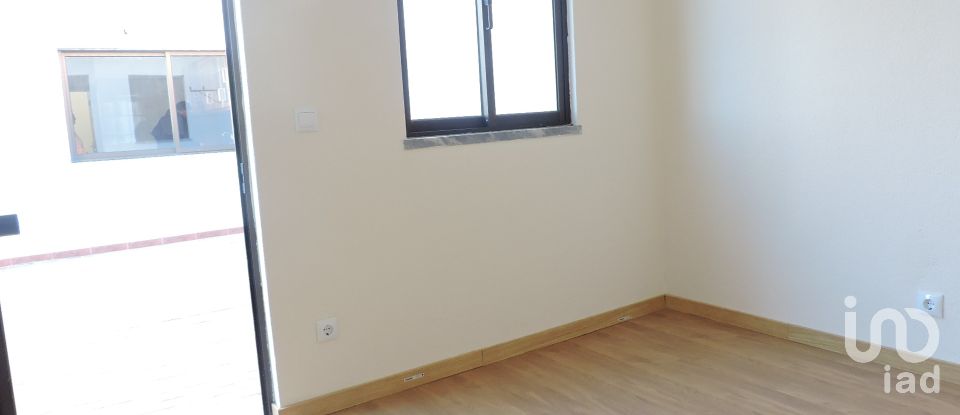 Appartement T2 à Pegões de 94 m²