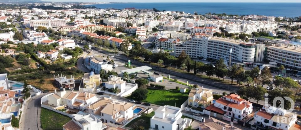 Terreno em Albufeira e Olhos de Água de 477 m²