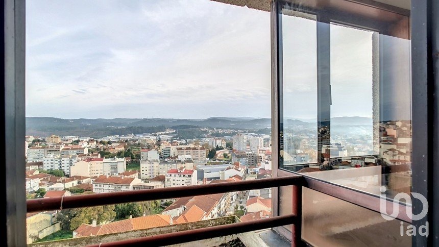 Apartment T3 in São joão da madeira of 131 m²