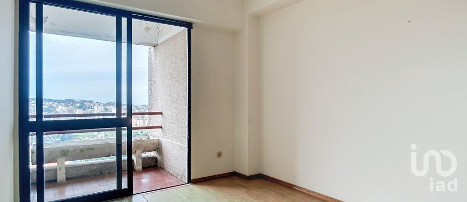 Apartment T3 in São joão da madeira of 131 m²