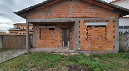 Prédio em Ponte de Vagos e Santa Catarina de 86 m²