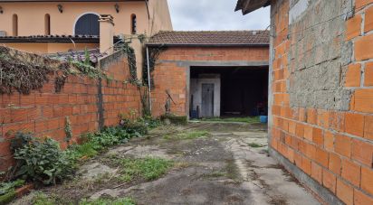 Prédio em Ponte de Vagos e Santa Catarina de 86 m²